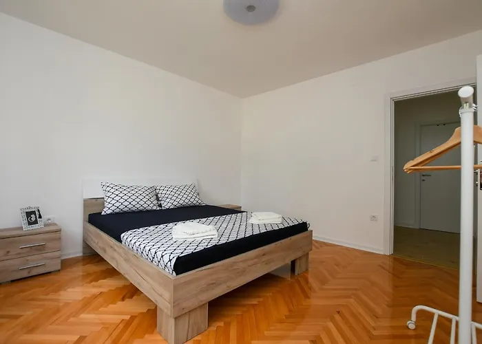 Pavlovic Lägenhet *